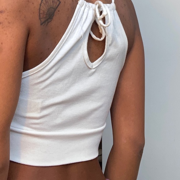 Urban Outfitters white crop top with tie in back - Picture 2 of 3